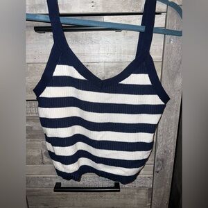 Striped blue and white tank top🩷